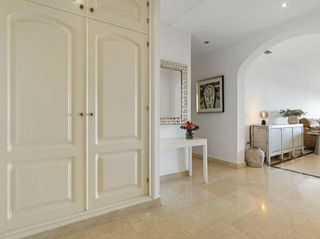 Piso en venta en Benahavís