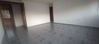 Piso en venta en Ciudad Jardín - Tagarete - El Zapillo en Almería