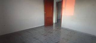 Piso en venta en Ciudad Jardín - Tagarete - El Zapillo en Almería