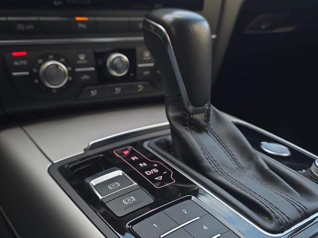 A6. 2.0 TDI 190 CV ultra S tronic. IMPECABLE