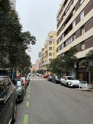 Garaje en venta en Gaztambide en Madrid