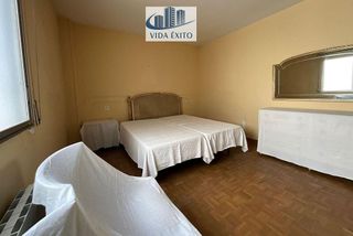 Piso en venta en Avda de Madrid - Pº de la Estación en Jaén