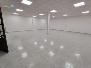 Nave industrial en venta en La Estación en Badajoz