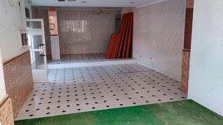 Local comercial en venta en Piedras Redondas – Torrecárdenas en Almería