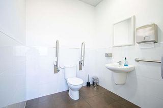 Local comercial en venta en Nueva Alcalá en Alcalá de Guadaira