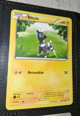 Carte Pokémon Blitzle e Zebstrika