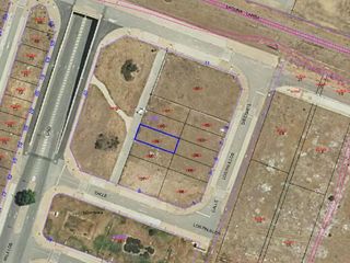 Terreno en venta en La Paz en Alcalá de Guadaira