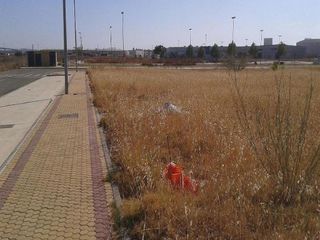 Terreno en venta en La Paz en Alcalá de Guadaira