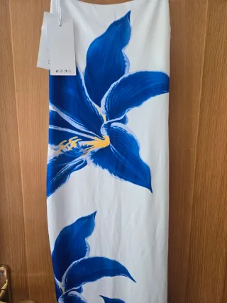 Vestido largo estampado flores azules