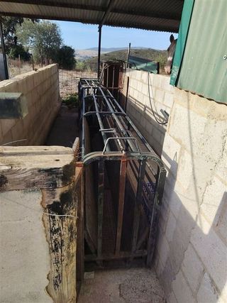 Nave industrial en venta en Puerto Serrano