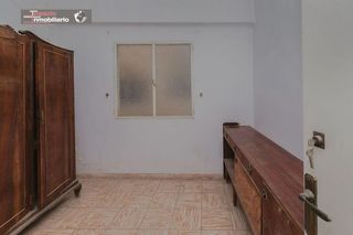 Piso en venta en Los Ángeles - Cruz de Caravaca en Almería