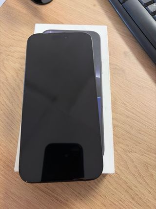 iPhone 16 Pro Max Negro