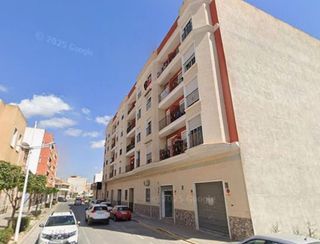 Garaje en venta en Albatera