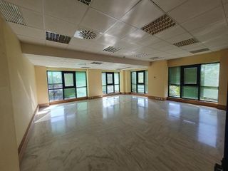 Oficina en venta en Triana Oeste en Sevilla