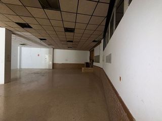 Local comercial en venta en El Pla de Sant Josep - L'Asil en Elche