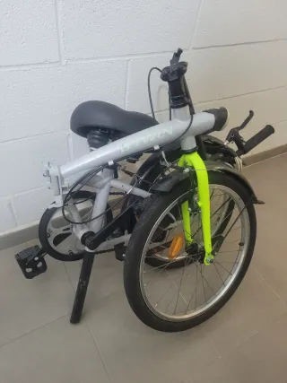 Bicicleta Plegable Decathlon Gris y Verde