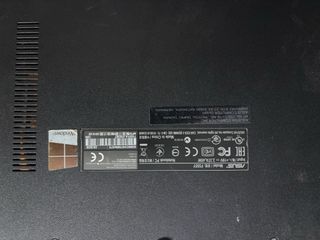 Portátil Asus AMD 8GB RAM 128GB SSD W11