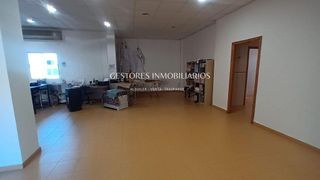 Local comercial en venta en Ontinyent