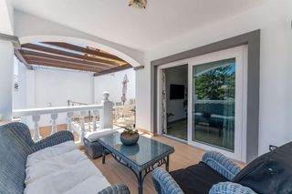 Casa adosada en alquiler en Torrequebrada en Benalmádena