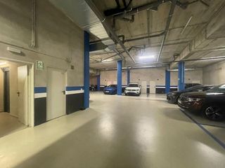 Garaje en alquiler en Eixample Sud – Migdia en Girona