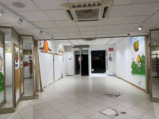 Local comercial en alquiler en Centre - Joan Prim en Granollers
