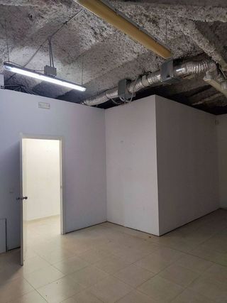 Local comercial en alquiler en Centre - Joan Prim en Granollers