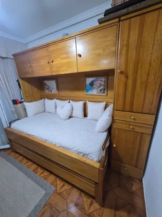 Mueble nido con doble cama.