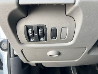 RENAULT SCENIC 1.4 i 100 CV SOLO 71.000 KM