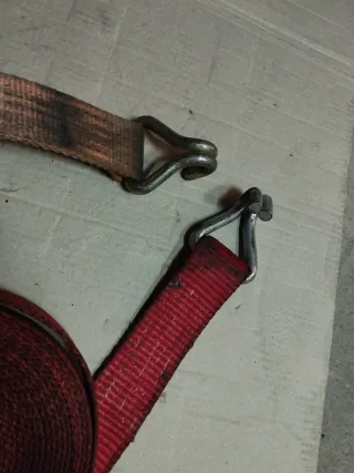 Tenditori a cricchetto e cinghie