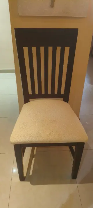 6 Sillas de Comedor de Madera