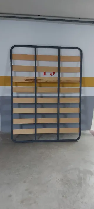 Somier de láminas metálico y madera