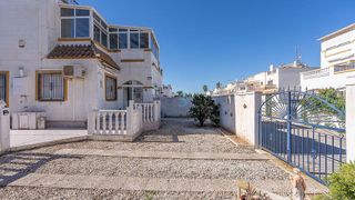 Casa en venta en La Siesta - El Salado - Torreta en Torrevieja