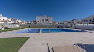 Casa en venta en La Siesta - El Salado - Torreta en Torrevieja