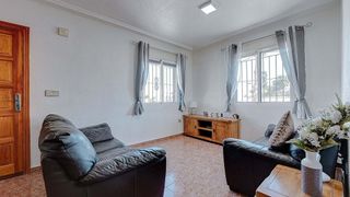 Casa en venta en La Siesta - El Salado - Torreta en Torrevieja