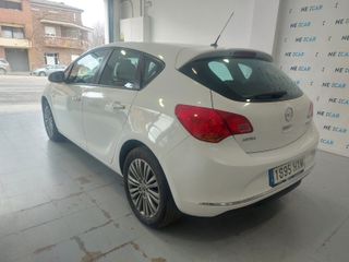 Opel Astra 2014