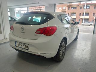 Opel Astra 2014