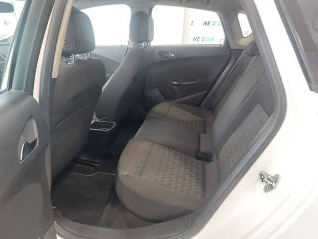 Opel Astra 2014