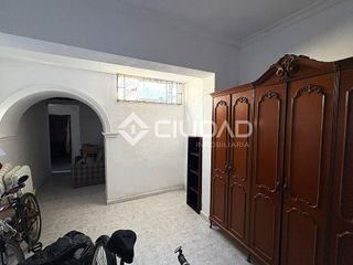 Casa adosada en venta en V Centenario-Piletas-Capuchinos en Sanlúcar de Barrameda
