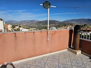 Chalet en venta en Ctra. Circunvalación - La Magdalena en Jaén