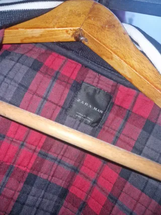 Chaqueta Zara acolchada cuadros