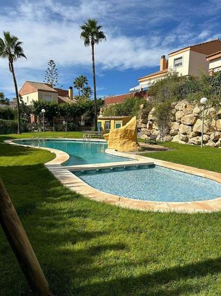 Casa adosada en venta en Cala de Finestrat en Finestrat