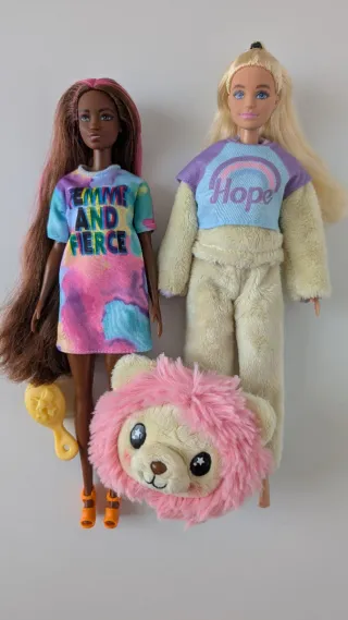 Barbie Muñeca cutie reveal