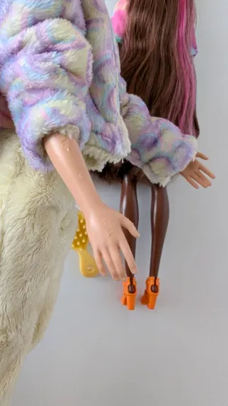 Barbie Muñeca cutie reveal