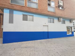 Local comercial en alquiler en Utebo