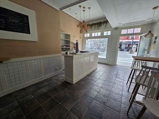 Local comercial en alquiler en Centro en Gijón