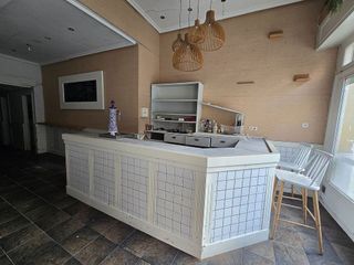 Local comercial en alquiler en Centro en Gijón