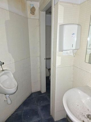 Local comercial en alquiler en Centro en Gijón