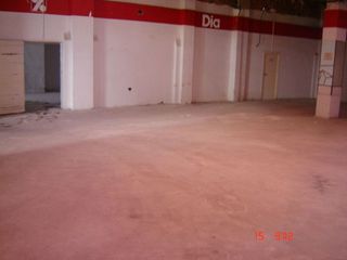 Nave industrial en alquiler en Ciudad Jardín - Parque Roma en Zaragoza