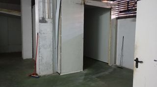 Local comercial en alquiler en Valderas - Los Castillos en Alcorcón