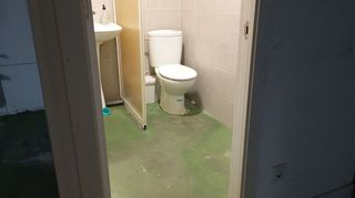 Local comercial en alquiler en Valderas - Los Castillos en Alcorcón